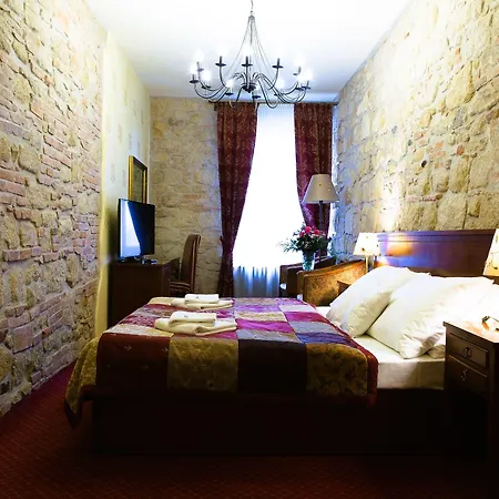 Rous 4* Plzeň